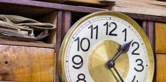 Uhr